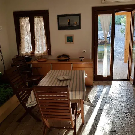 Dom wakacyjny Casa In Macchia Mediterranea *